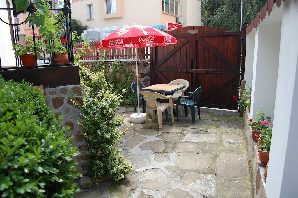 Kazasovata Guest House トリャブナ 部屋 写真