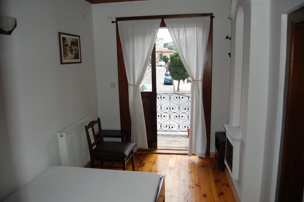 Kazasovata Guest House トリャブナ 部屋 写真
