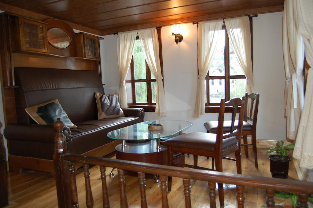 Kazasovata Guest House トリャブナ エクステリア 写真